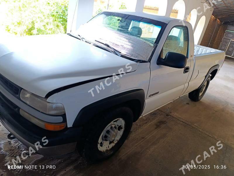 Chevrolet 2500 2003 - 50 000 TMT - Kerki - img 2