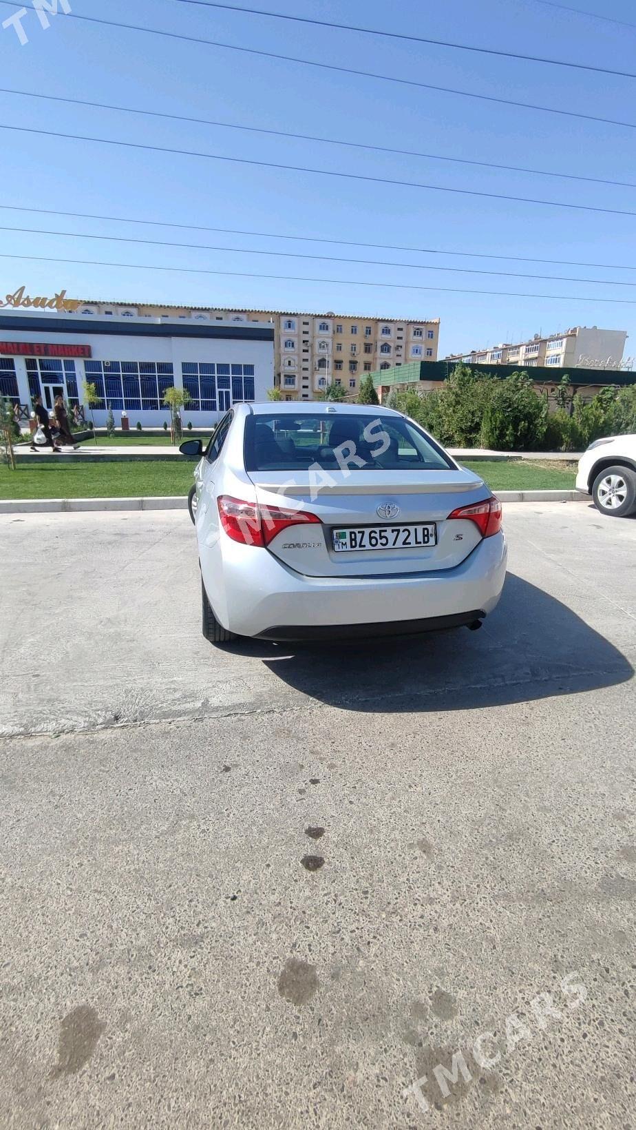 Toyota Corolla 2017 - 200 000 TMT - Türkmenabat - img 4