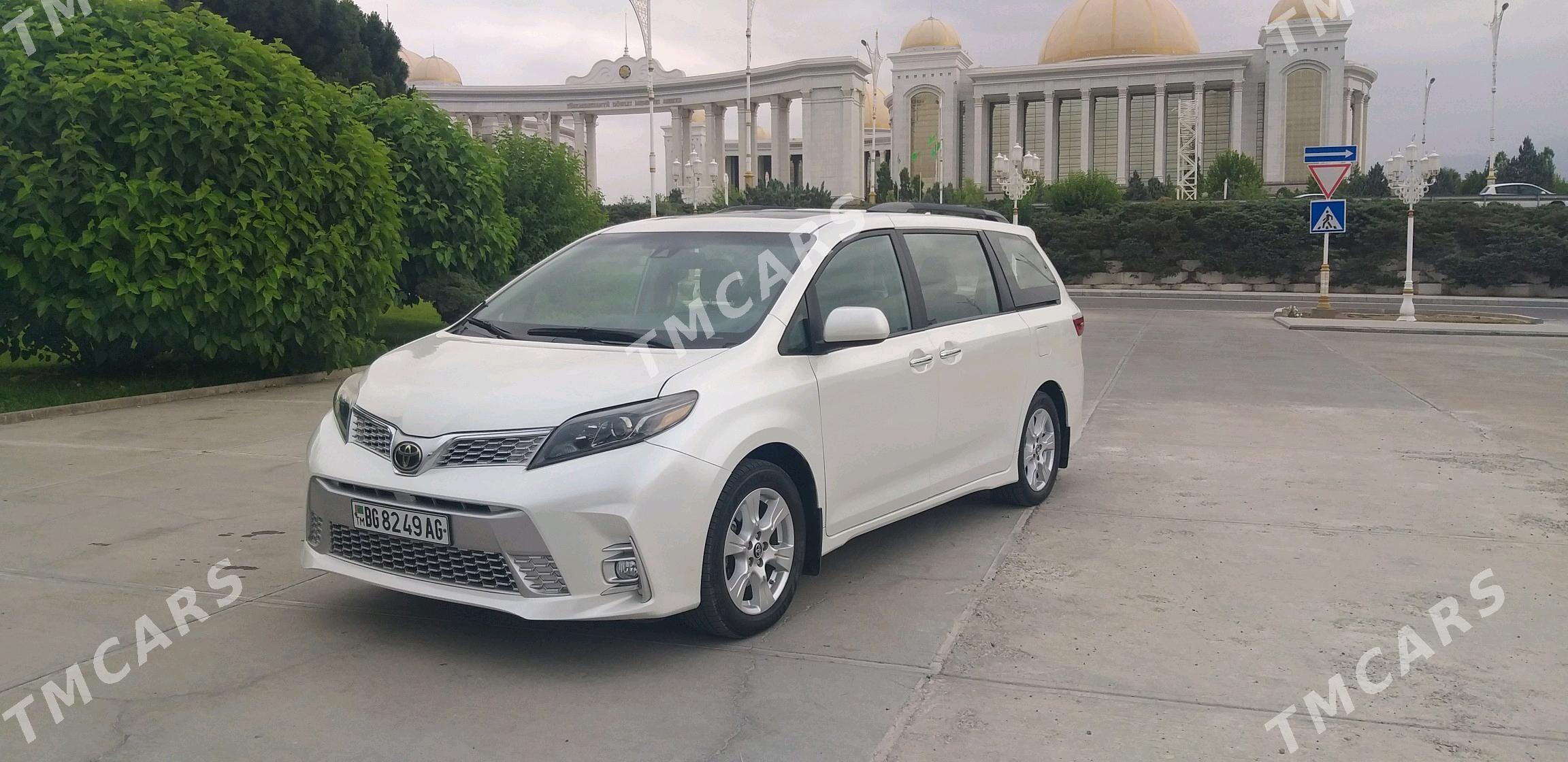 Toyota Sienna 2019 - 375 000 TMT - Gypjak - img 3