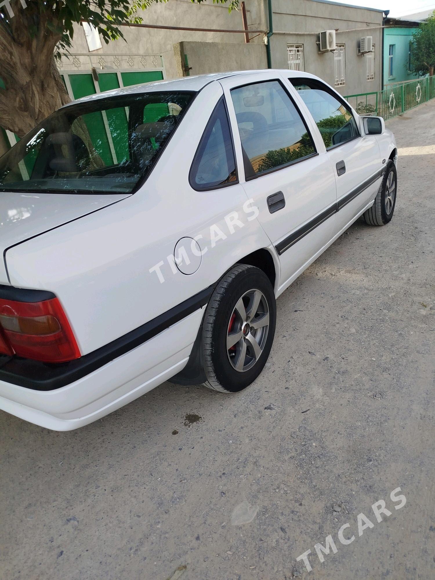 Opel Vectra 1992 - 36 000 TMT - Bäherden - img 3