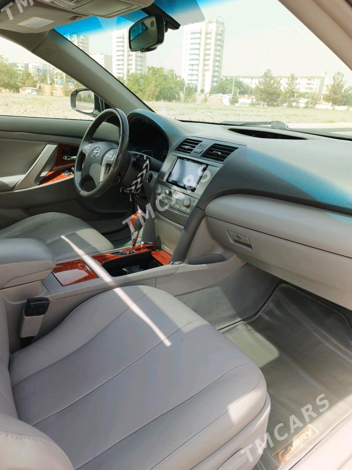 Toyota Camry 2011 - 215 000 TMT - Ашхабад - img 8