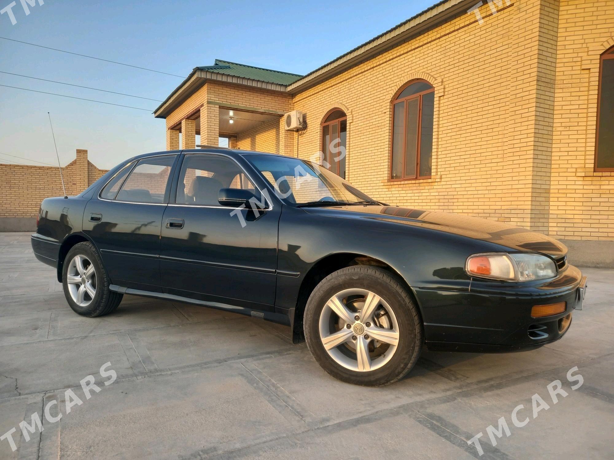 Toyota Camry 1995 - 90 000 TMT - Фарап - img 7