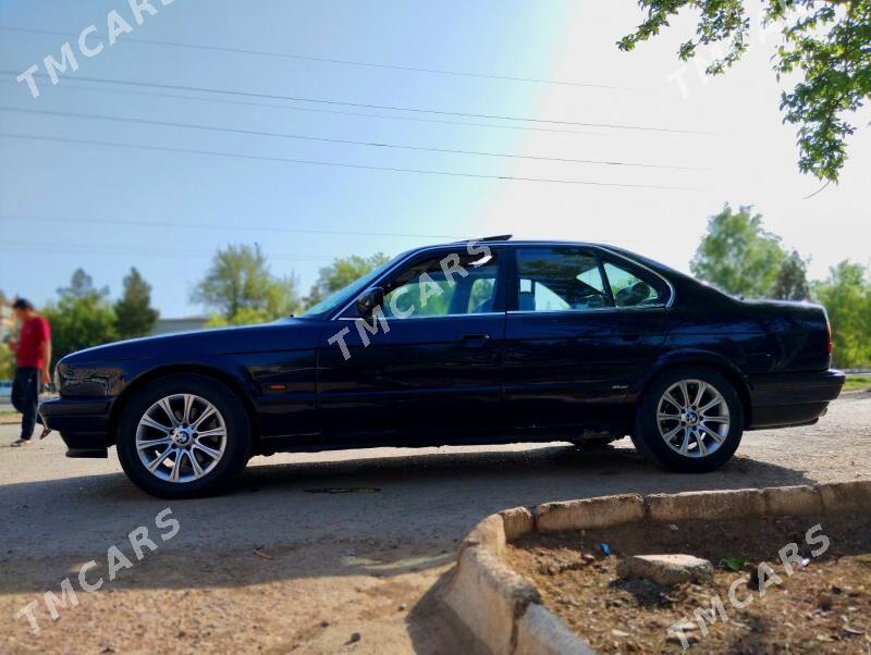 BMW 520 1989 - 46 000 TMT - Mary - img 2