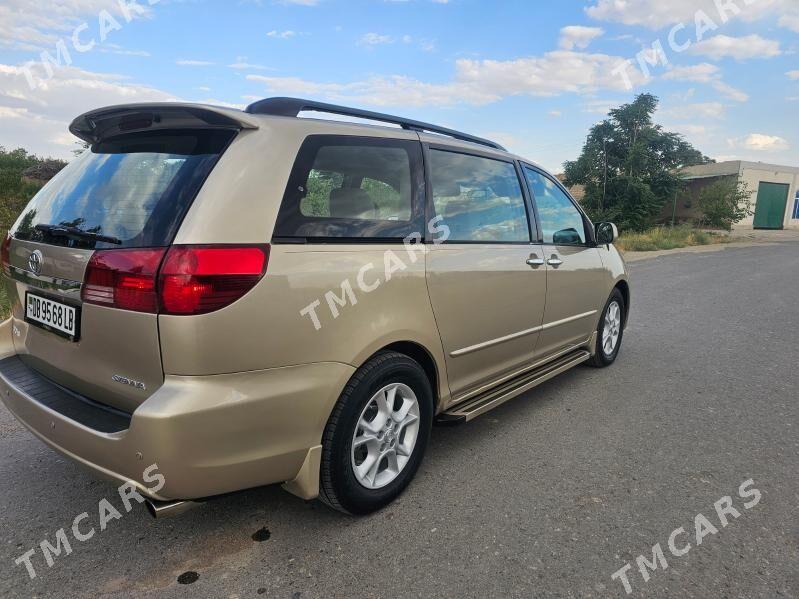 Toyota Sienna 2005 - 210 000 TMT - Халач - img 7