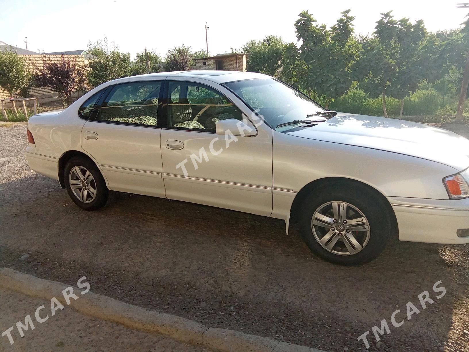 Toyota Avalon 1999 - 130 000 TMT - Мары - img 2