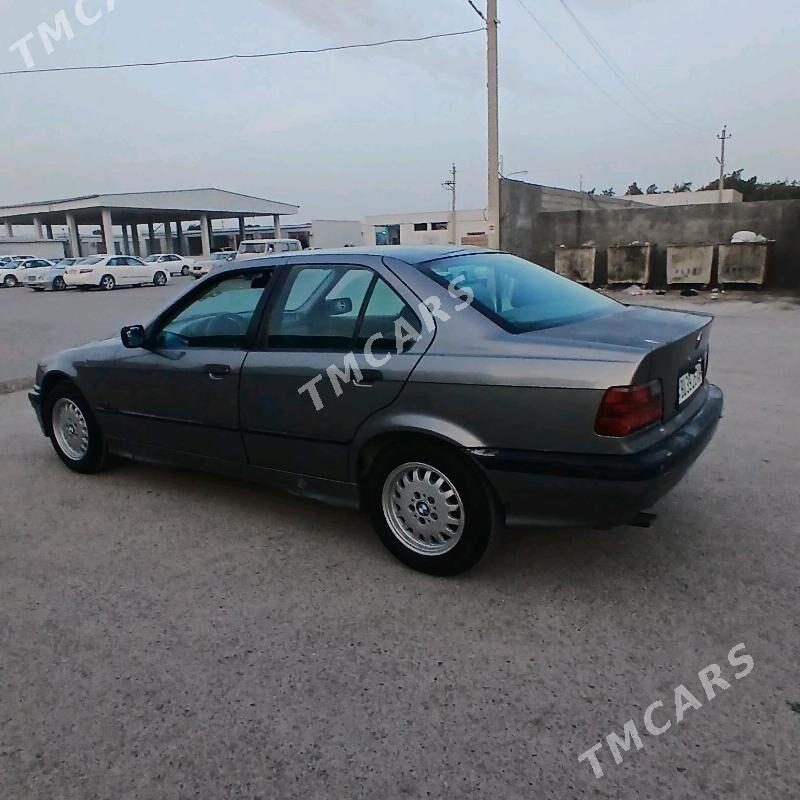 BMW 325 1992 - 41 000 TMT - Kaka - img 2