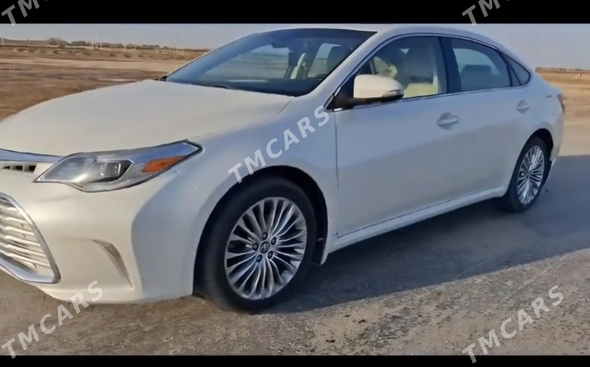 Toyota Avalon 2018 - 400 000 TMT - Теджен - img 3