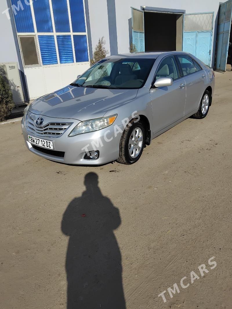Toyota Camry 2010 - 200 000 TMT - Gubadag - img 2
