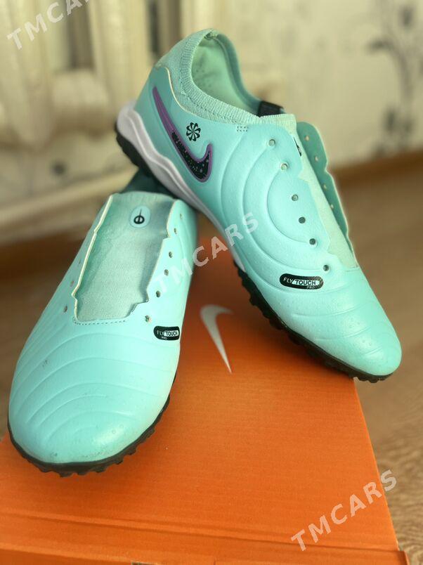Nike butsy - Howdan "B" - img 3