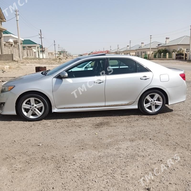Toyota Camry 2012 - 240 000 TMT - Balkanabat - img 4