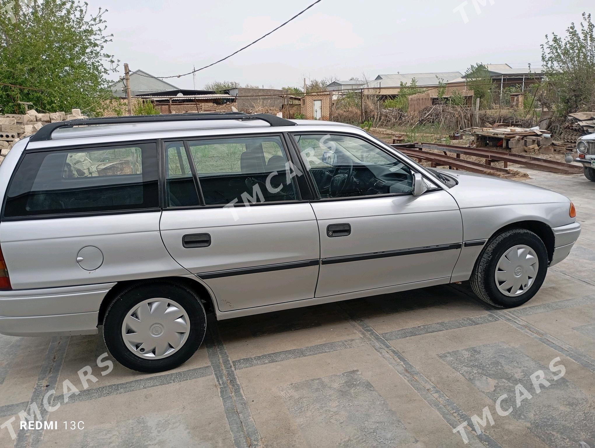 Opel Astra 1995 - 30 000 TMT - Wekilbazar - img 4