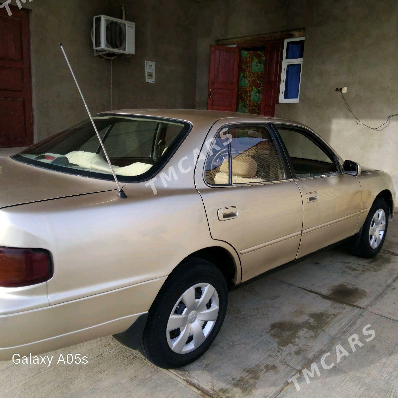 Toyota Camry 1996 - 75 000 TMT - Серахс - img 6