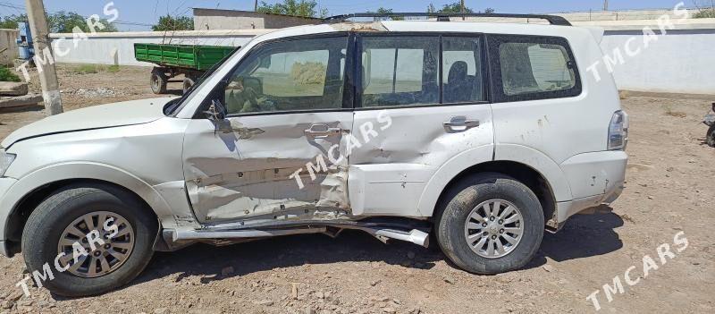 Mitsubishi Pajero 2010 - 150 000 TMT - Губадаг - img 1