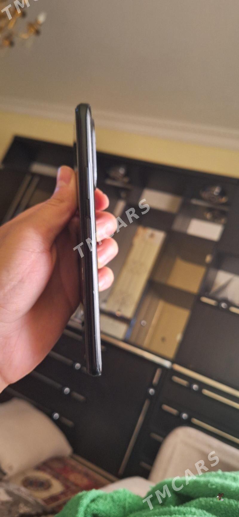 Huawei Nova Y70 - Мир 2 - img 4