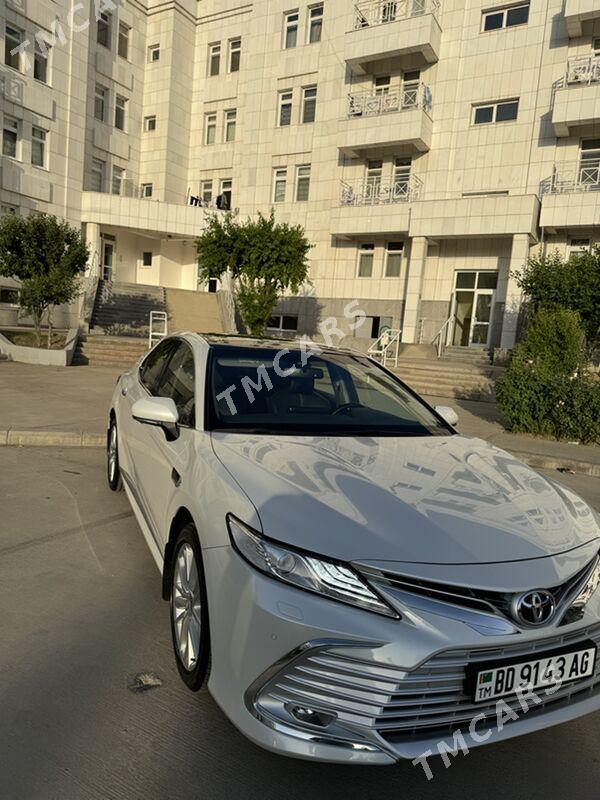 Toyota Camry 2021 - 610 000 TMT - Ашхабад - img 4