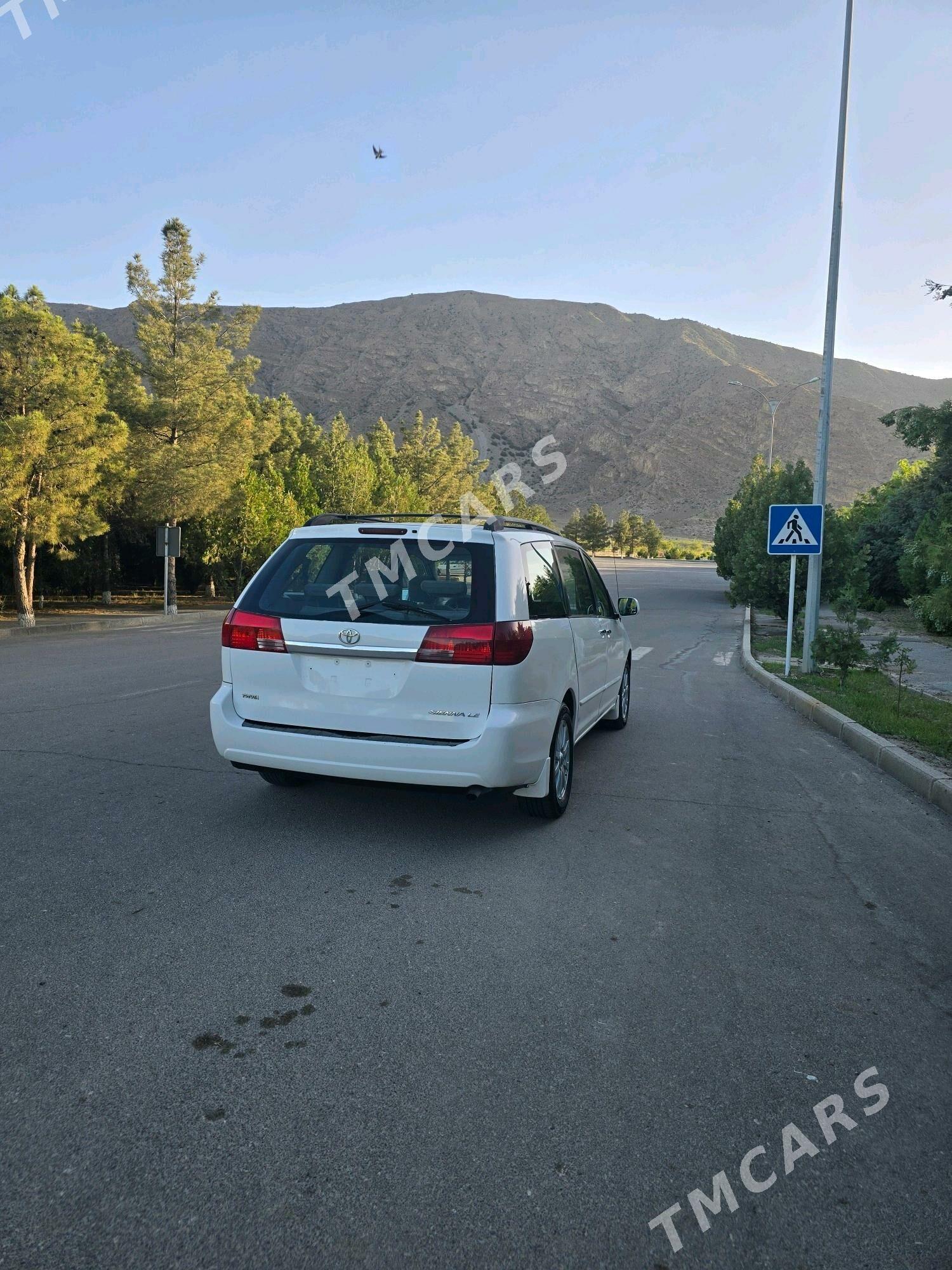 Toyota Sienna 2004 - 161 000 TMT - Бахарден - img 5