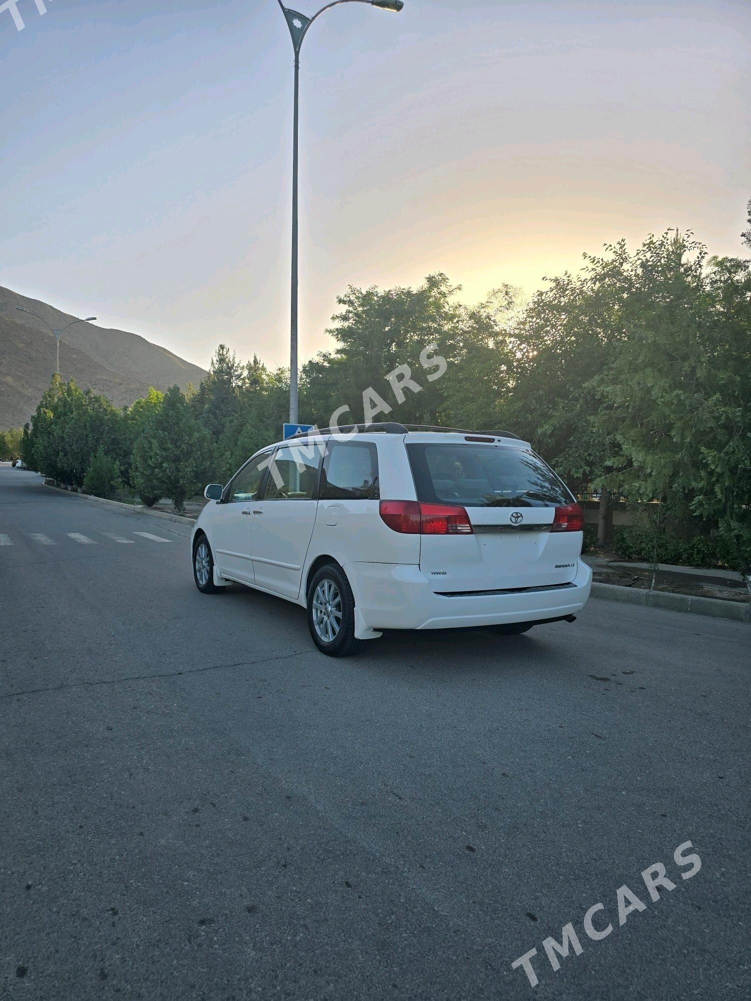 Toyota Sienna 2004 - 161 000 TMT - Бахарден - img 8