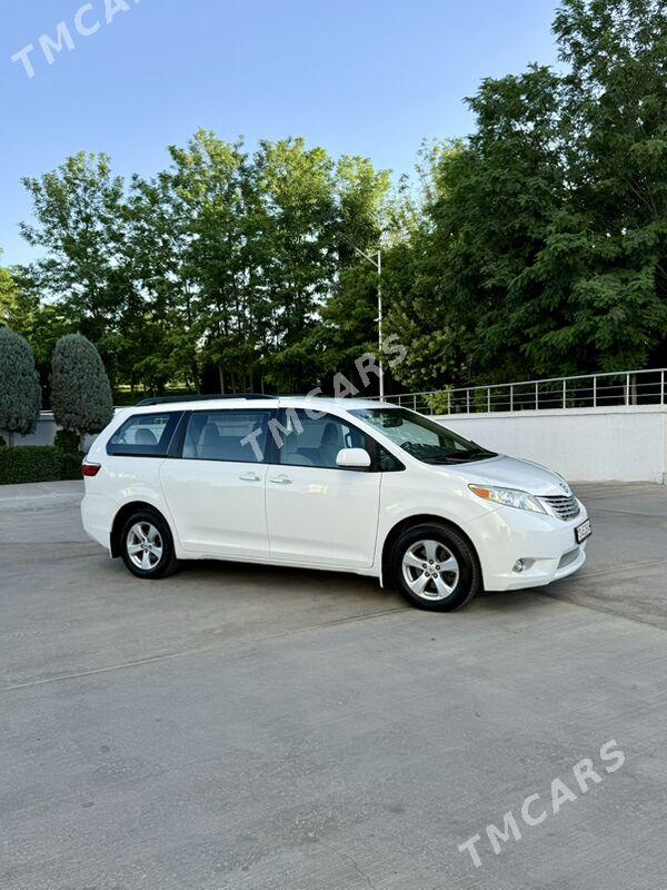 Toyota Sienna 2015 - 310 000 TMT - Aşgabat - img 4
