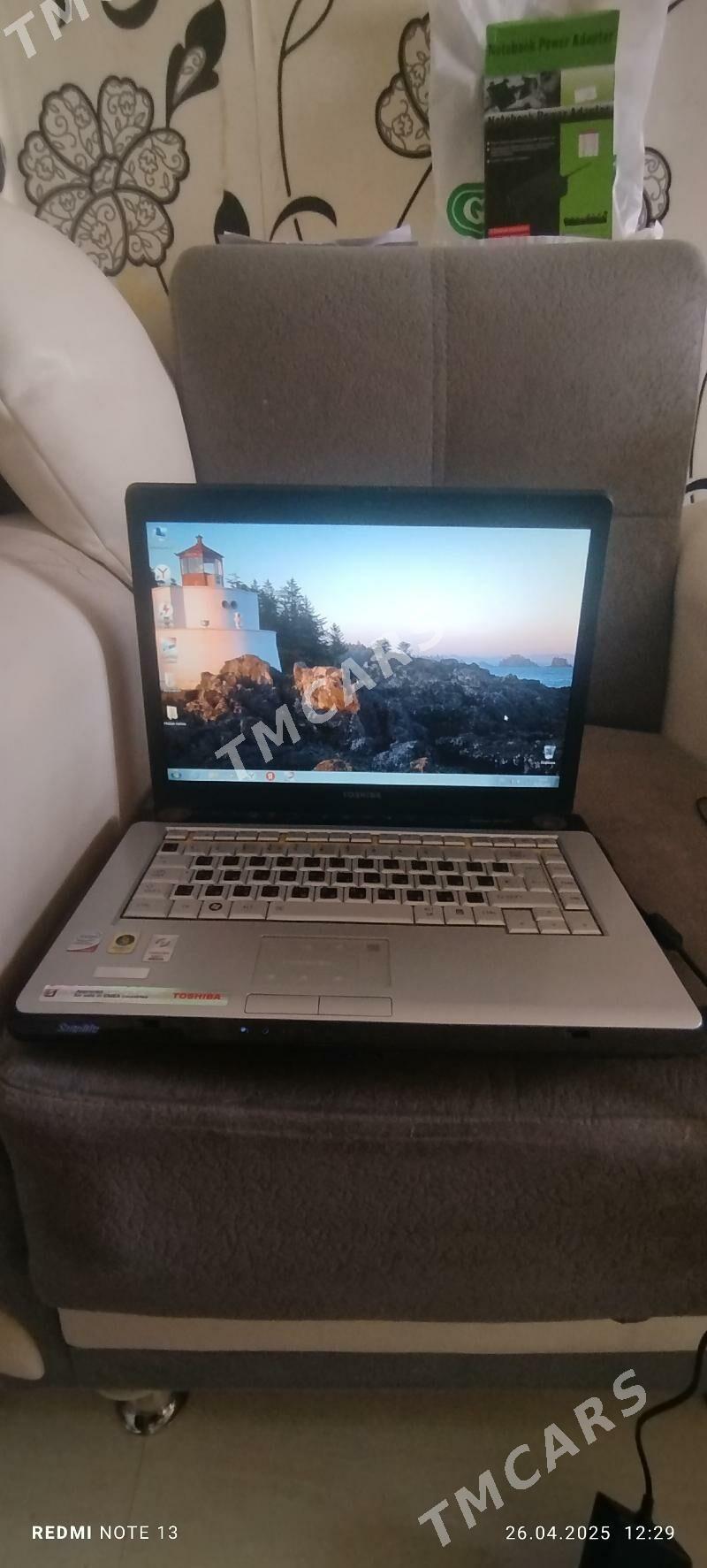 NOUTBUK TOSHIBA  - Бузмеин - img 3