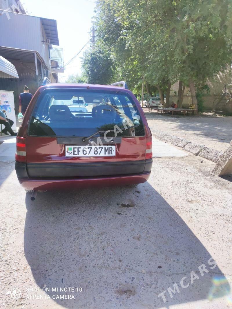 Opel Astra 1993 - 40 000 TMT - Mary - img 4