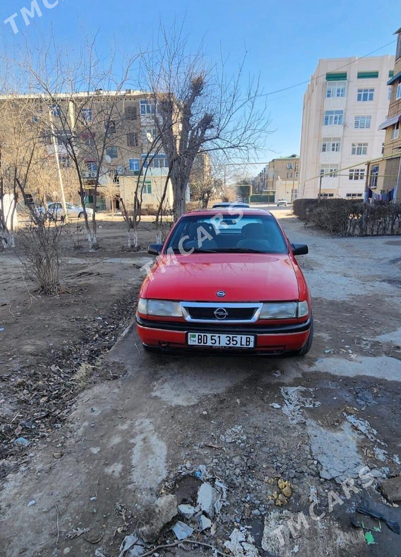 Opel Vectra 1989 - 25 000 TMT - Farap - img 3