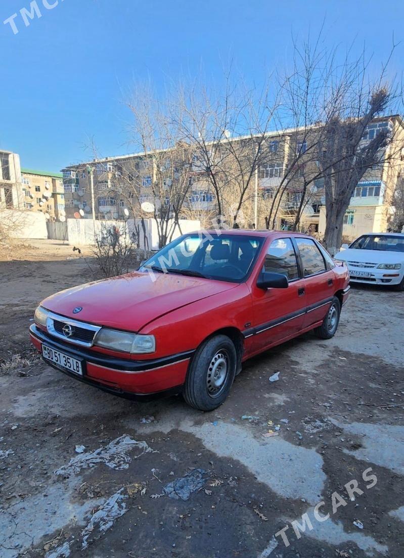 Opel Vectra 1989 - 25 000 TMT - Farap - img 4