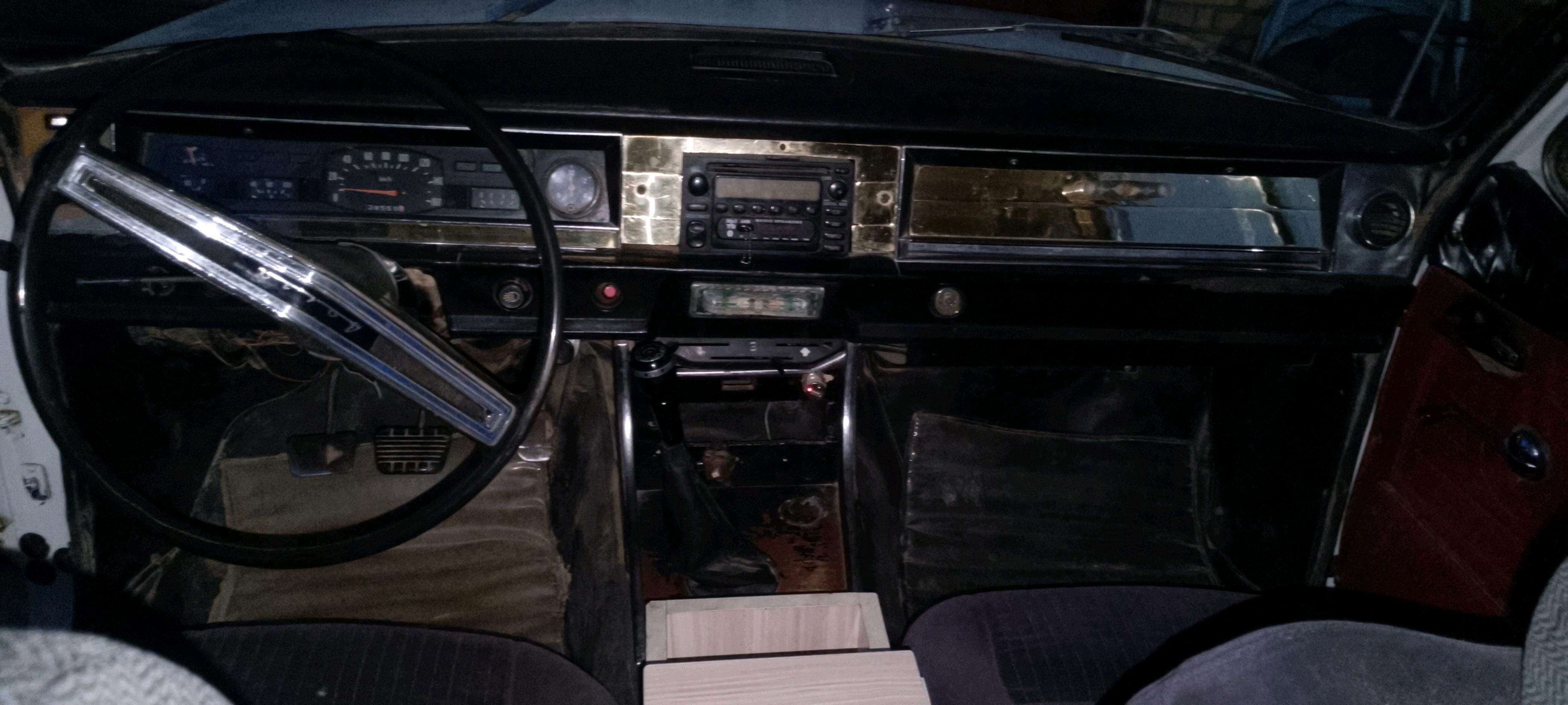 Gaz 24 1983 - 10 000 TMT - Sakar - img 3