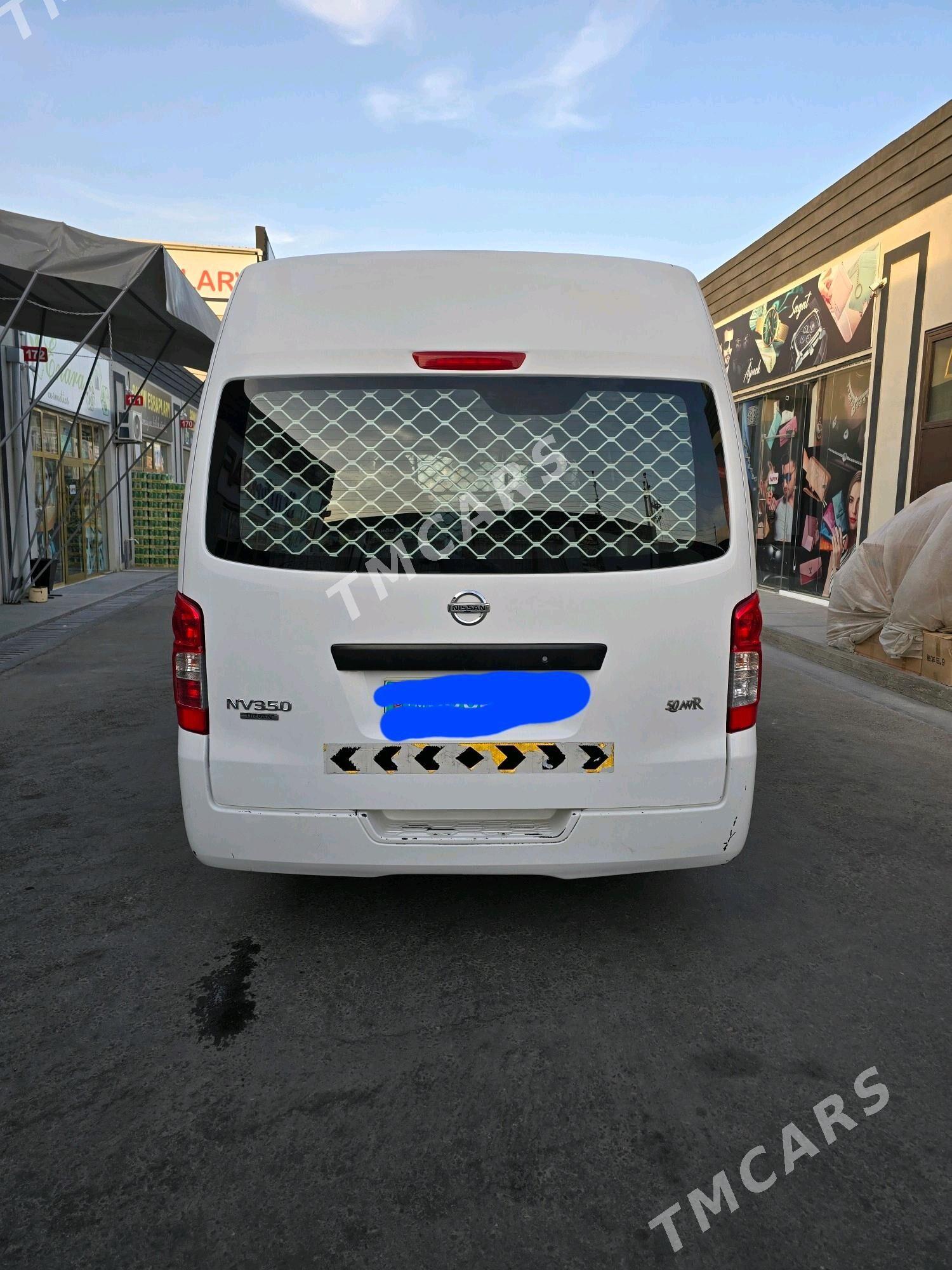 Nissan NV3500 2018 - 360 000 TMT - Mary - img 6
