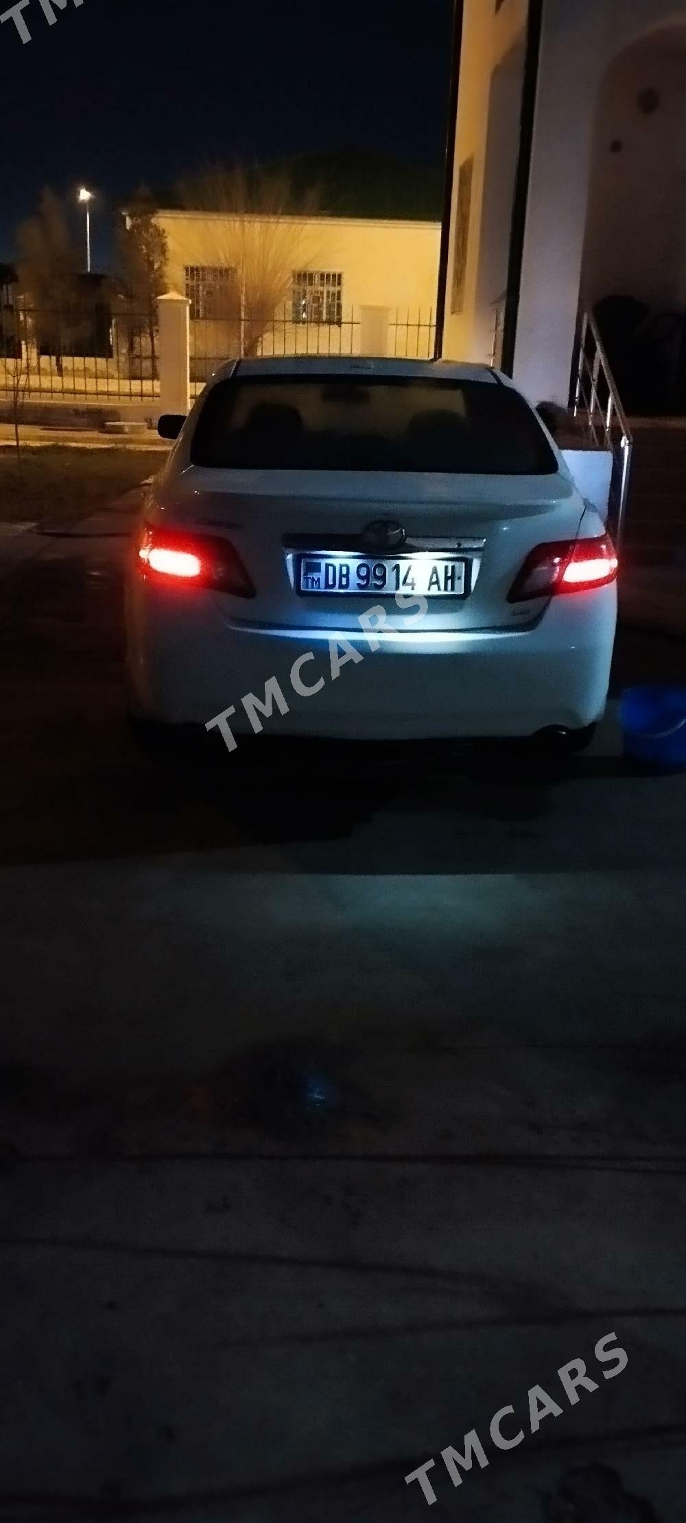 Toyota Camry 2010 - 230 000 TMT - Aşgabat - img 4