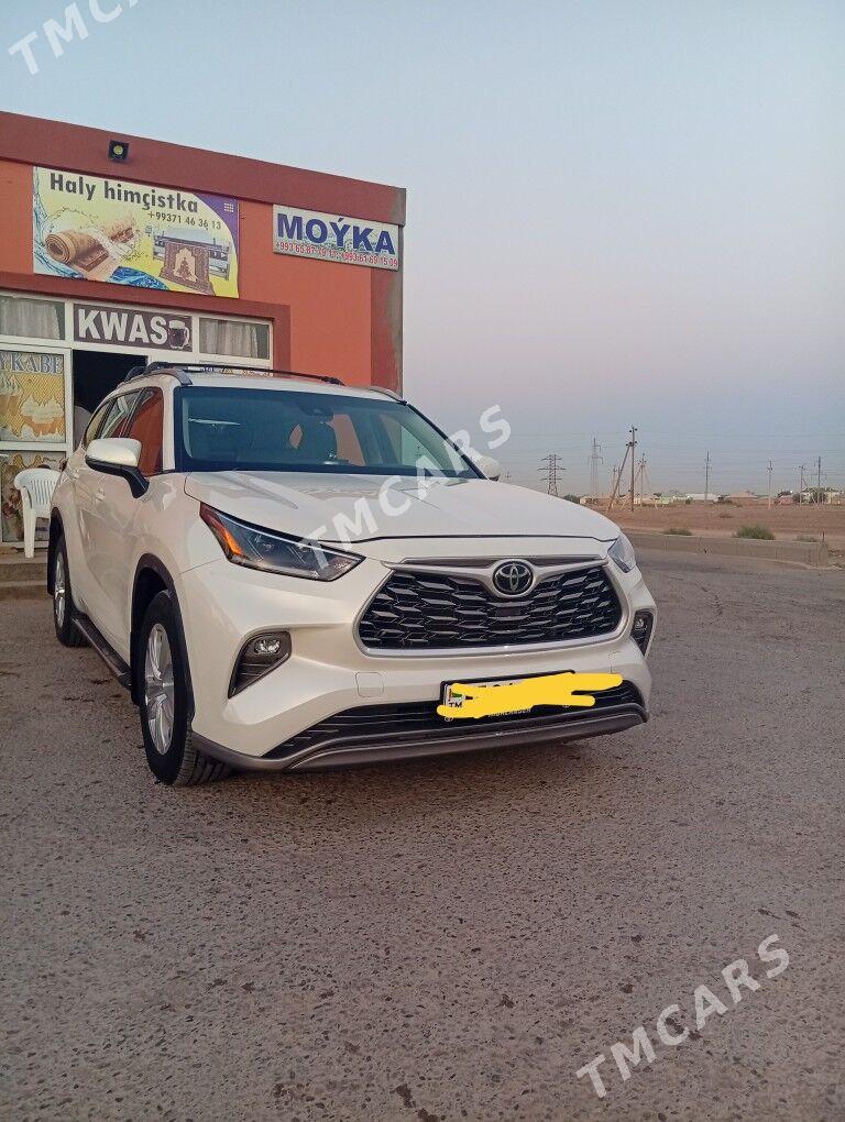 Toyota Highlander 2021 - 450 000 TMT - Tejen - img 4