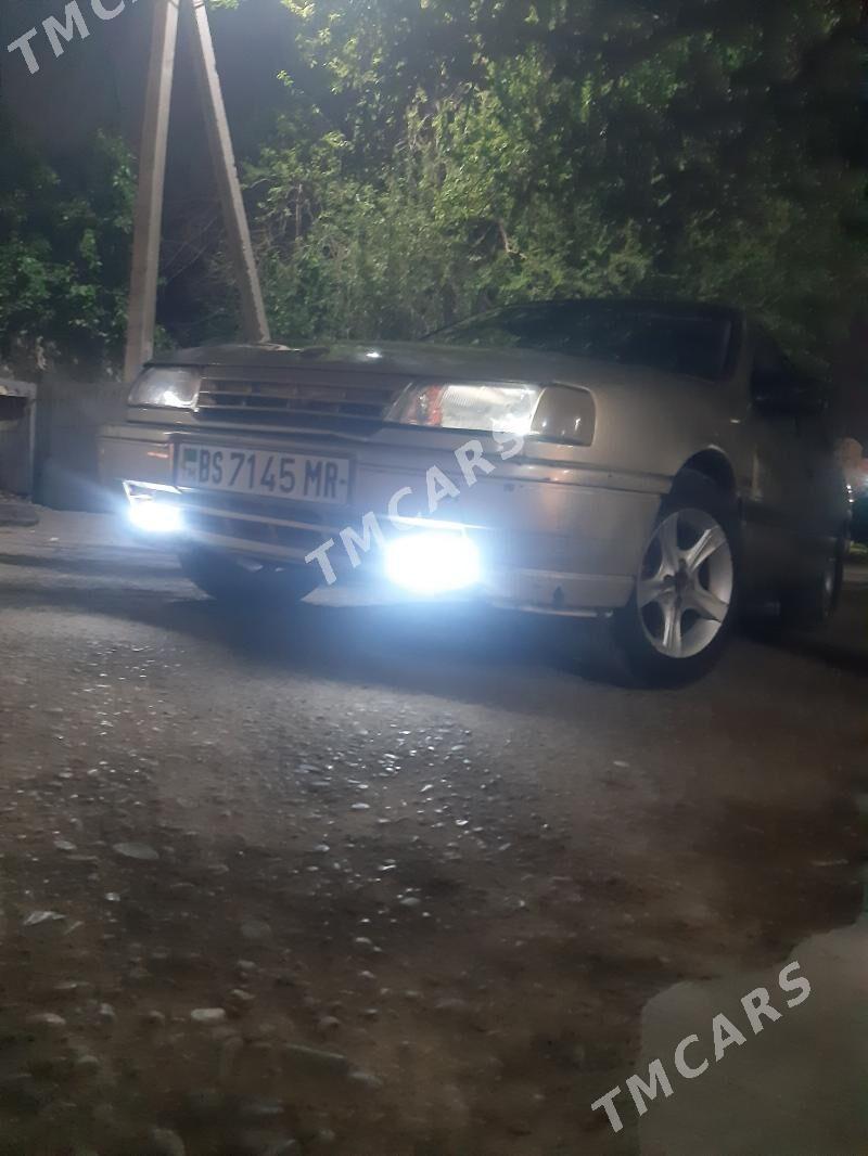 Opel Vectra 1989 - 25 000 TMT - Mary - img 5