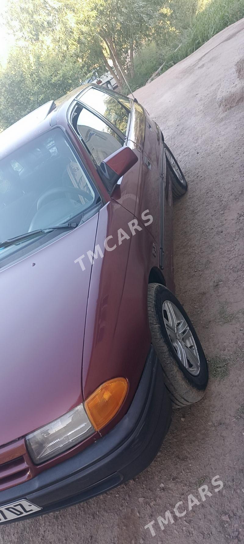 Opel Astra 1992 - 26 000 TMT - Gubadag - img 4