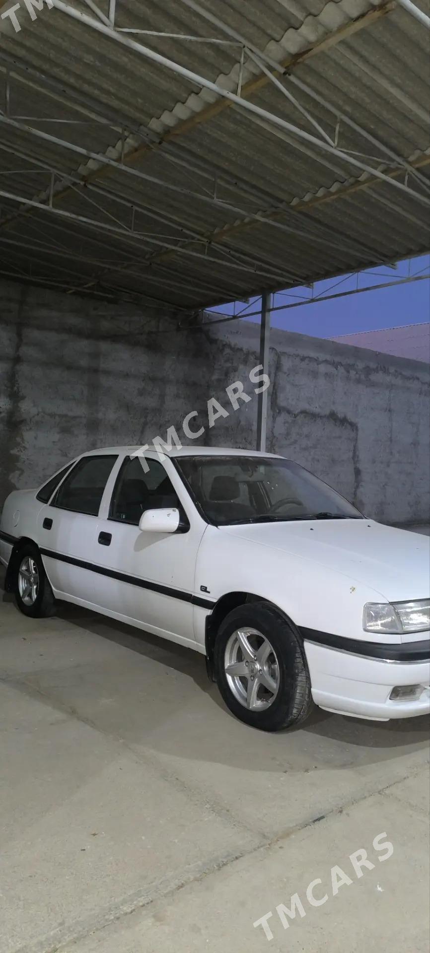 Opel Vectra 1993 - 36 000 TMT - Tejen - img 2
