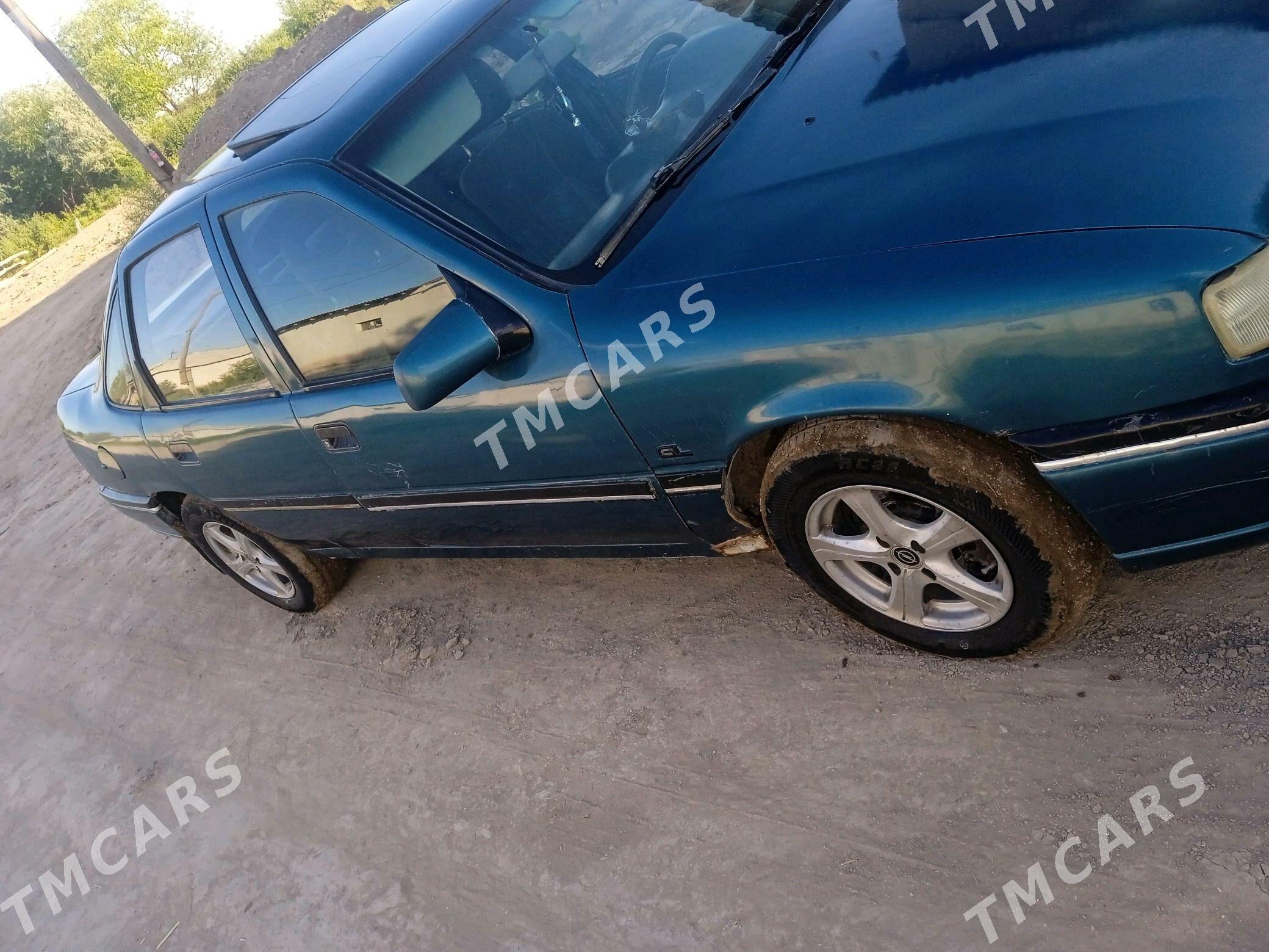 Opel Vectra 1993 - 30 000 TMT - Губадаг - img 3