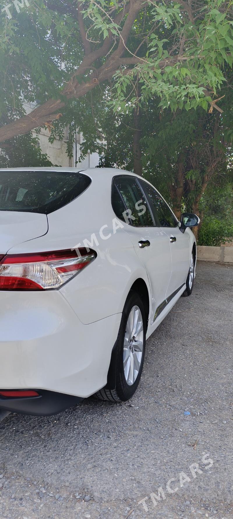 Toyota Camry 2018 - 260 000 TMT - 10 mkr - img 5