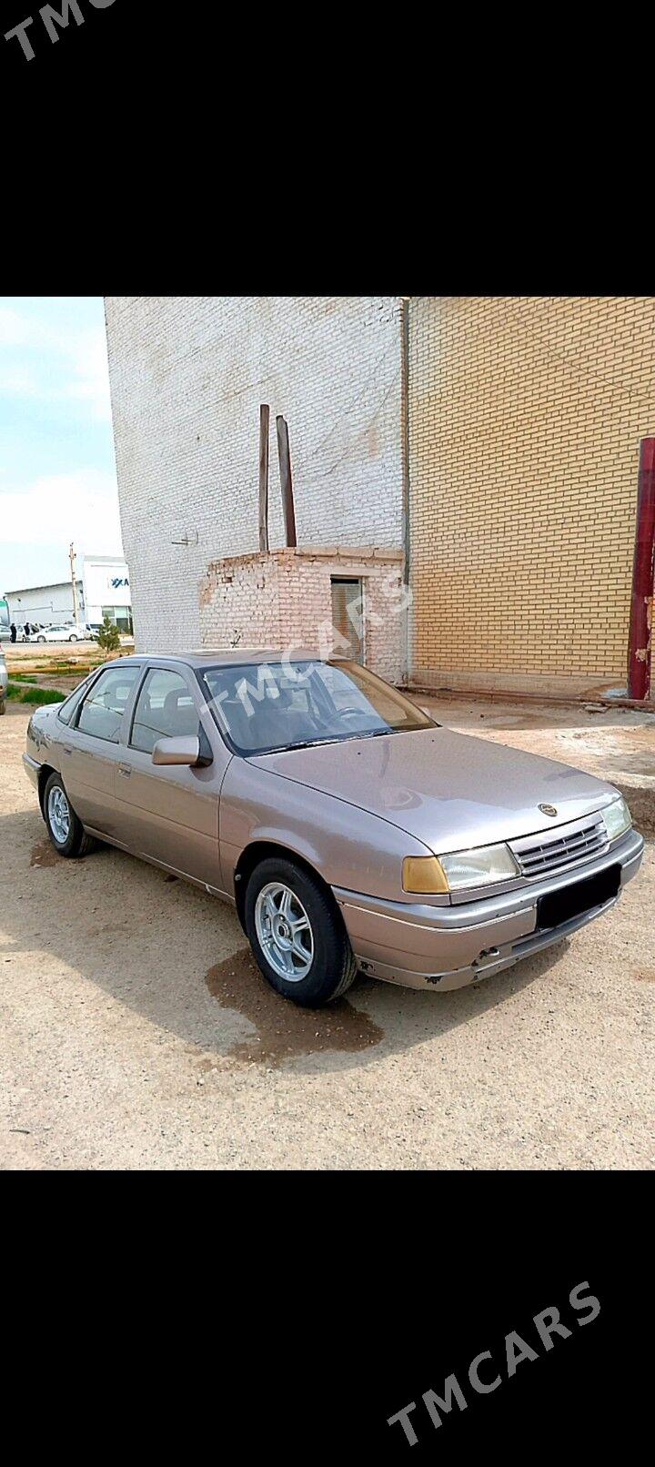 Opel Vectra 1989 - 36 000 TMT - Мары - img 2