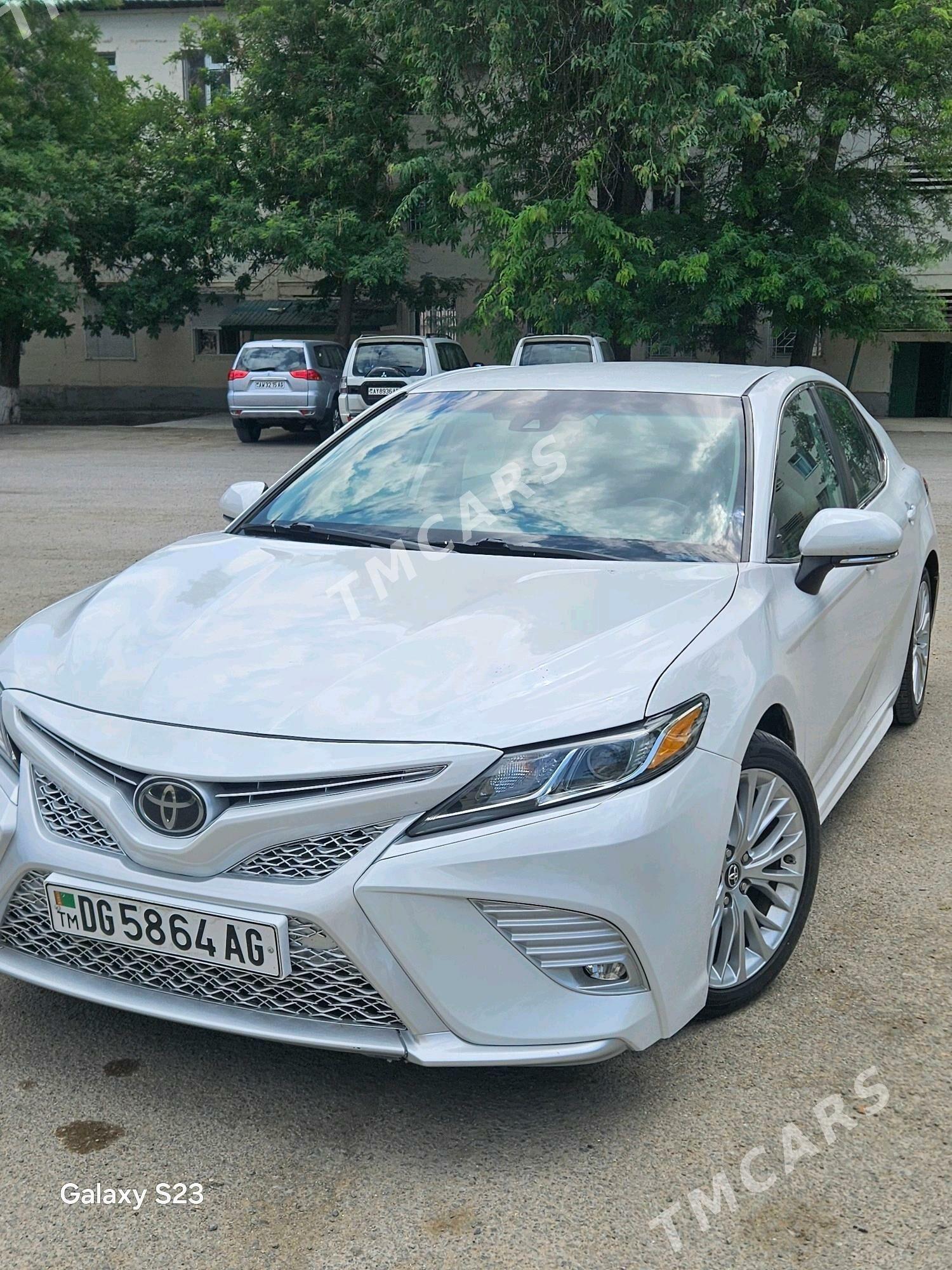 Toyota Camry 2019 - 330 000 TMT - Aşgabat - img 3