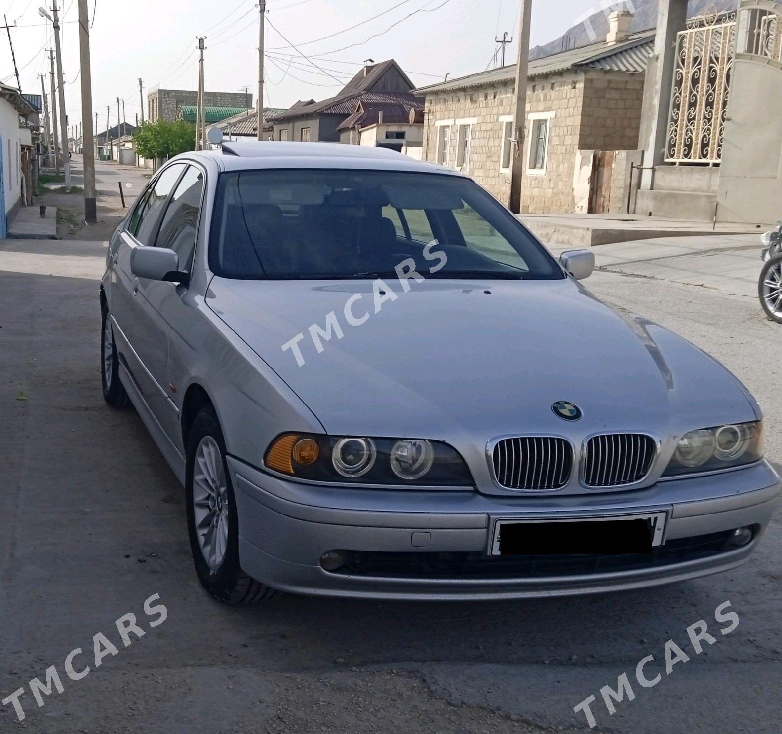 BMW E39 2001 - 115 000 TMT - Balkanabat - img 4