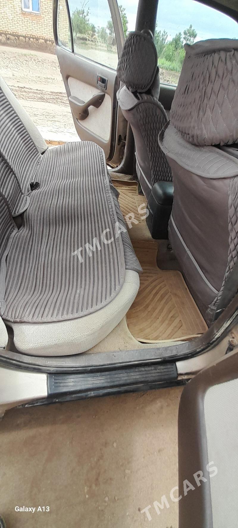Toyota Camry 1996 - 85 000 TMT - Hojambaz - img 5