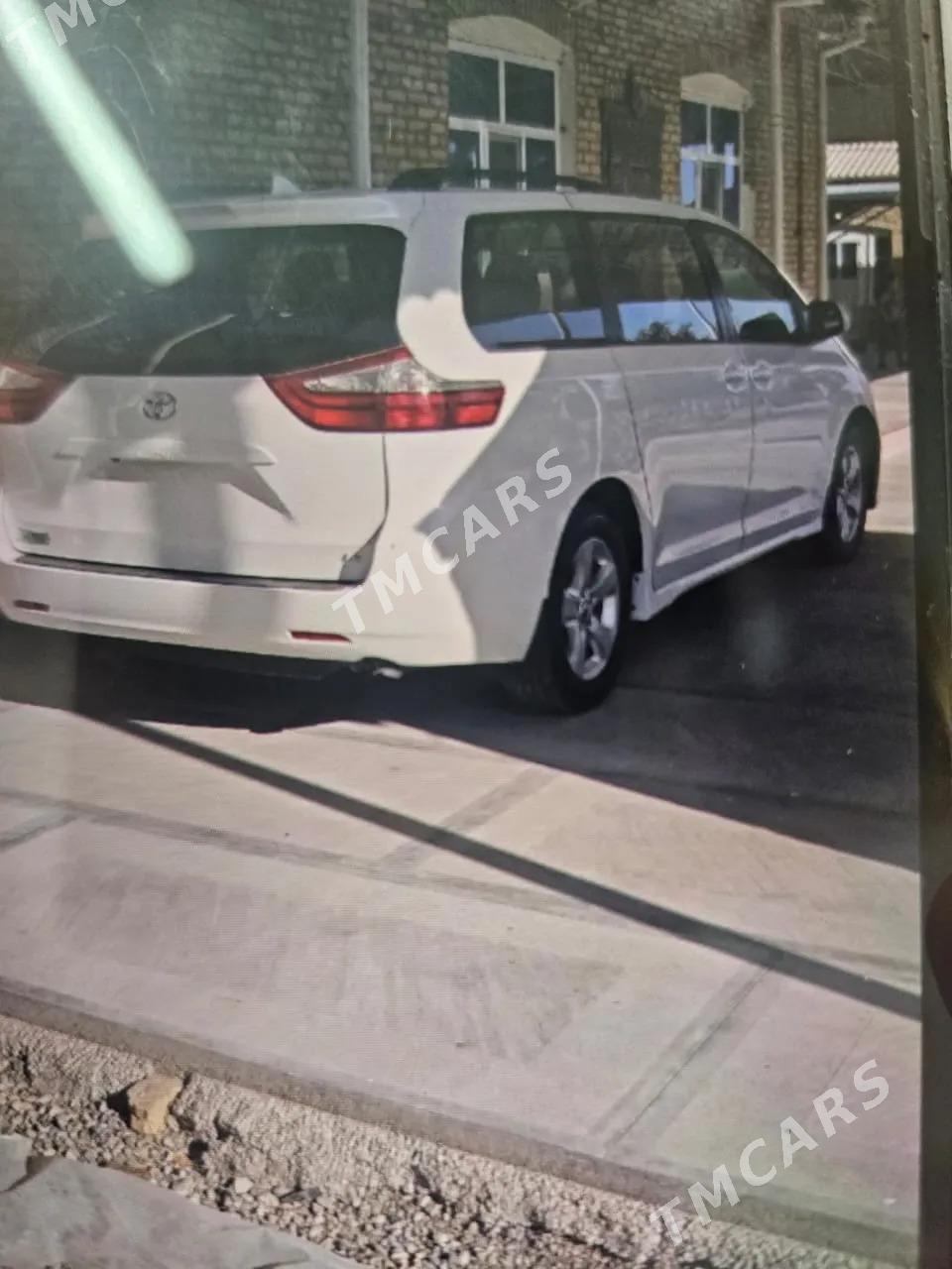 Toyota Sienna 2018 - 354 000 TMT - Mary - img 5