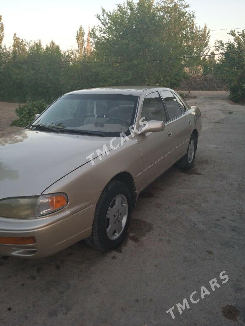 Toyota Camry 1994 - 77 000 TMT - Köneürgenç - img 4