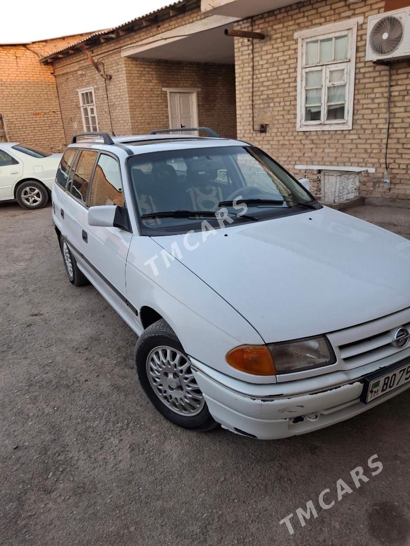 Opel Astra 1994 - 37 000 TMT - Чарджоу - img 2