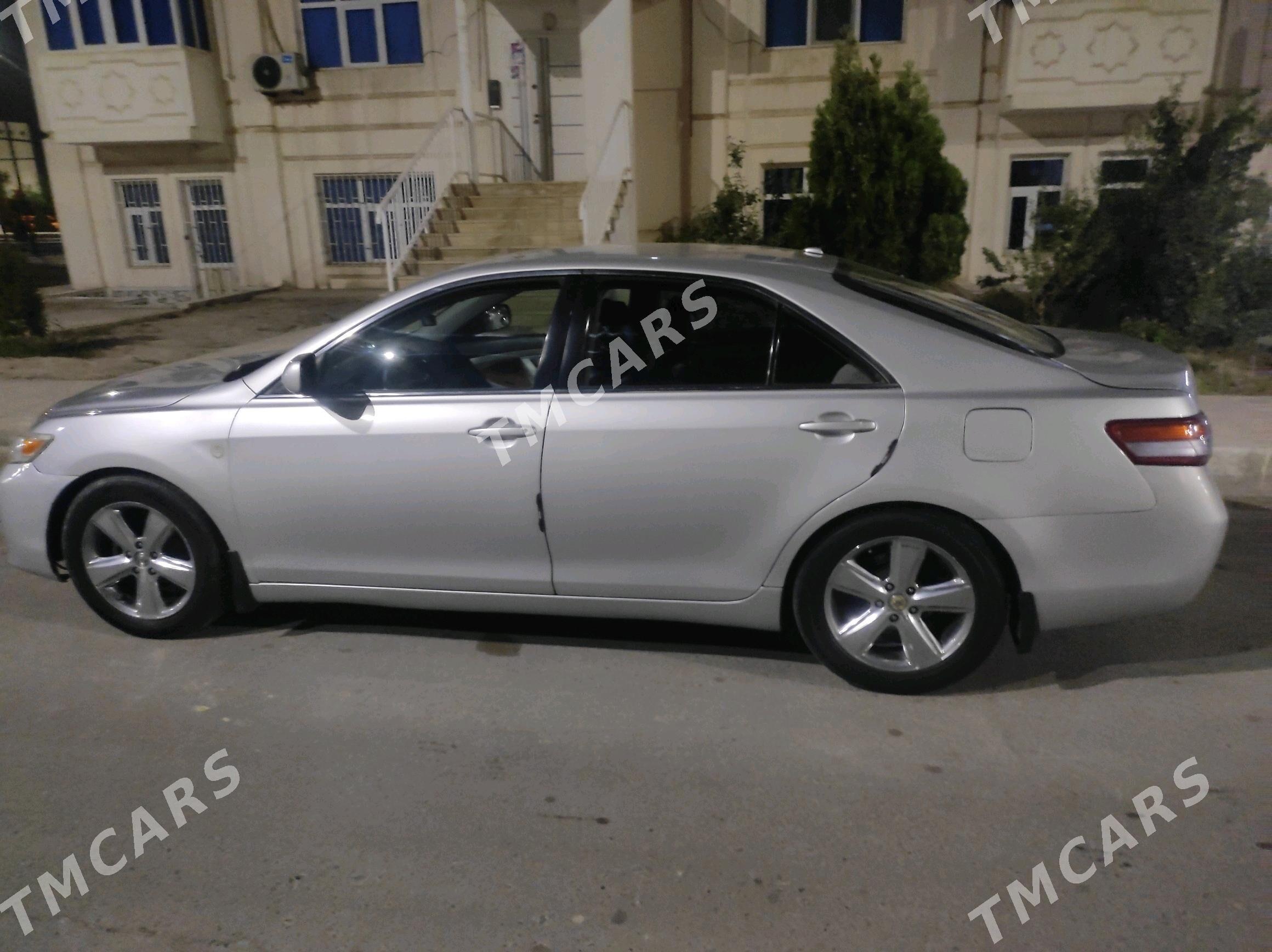 Toyota Camry 2010 - 135 000 TMT - Türkmenabat - img 4