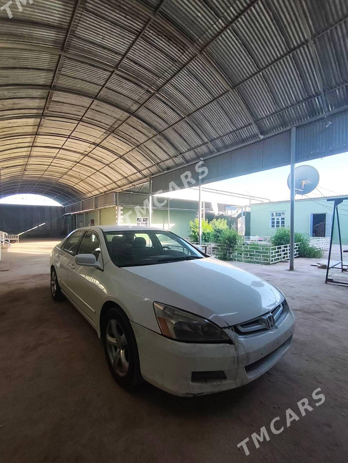 Honda Accord 2005 - 70 000 TMT - Tejen - img 4