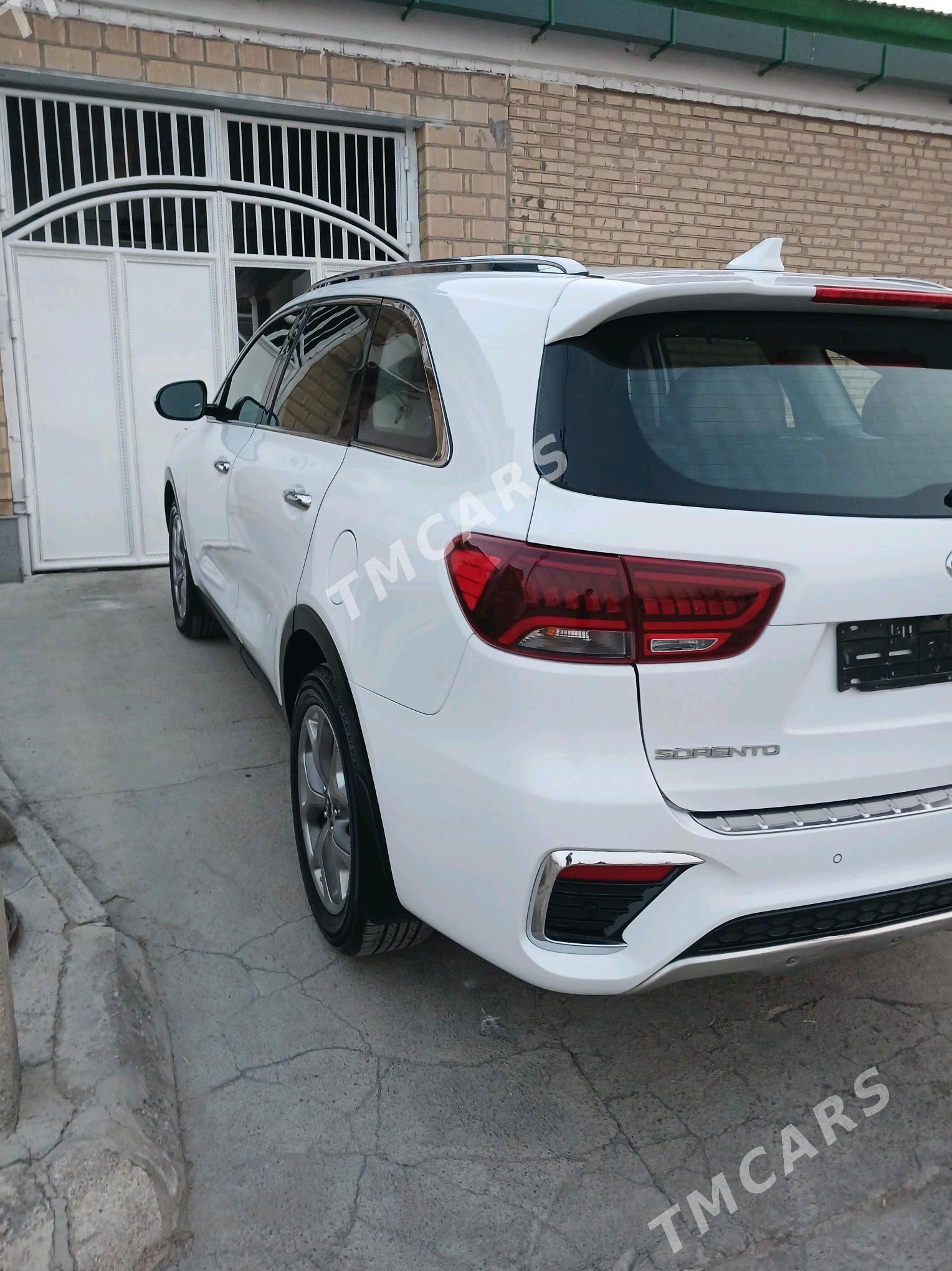 Kia Sorento 2018 - 320 000 TMT - Aşgabat - img 9
