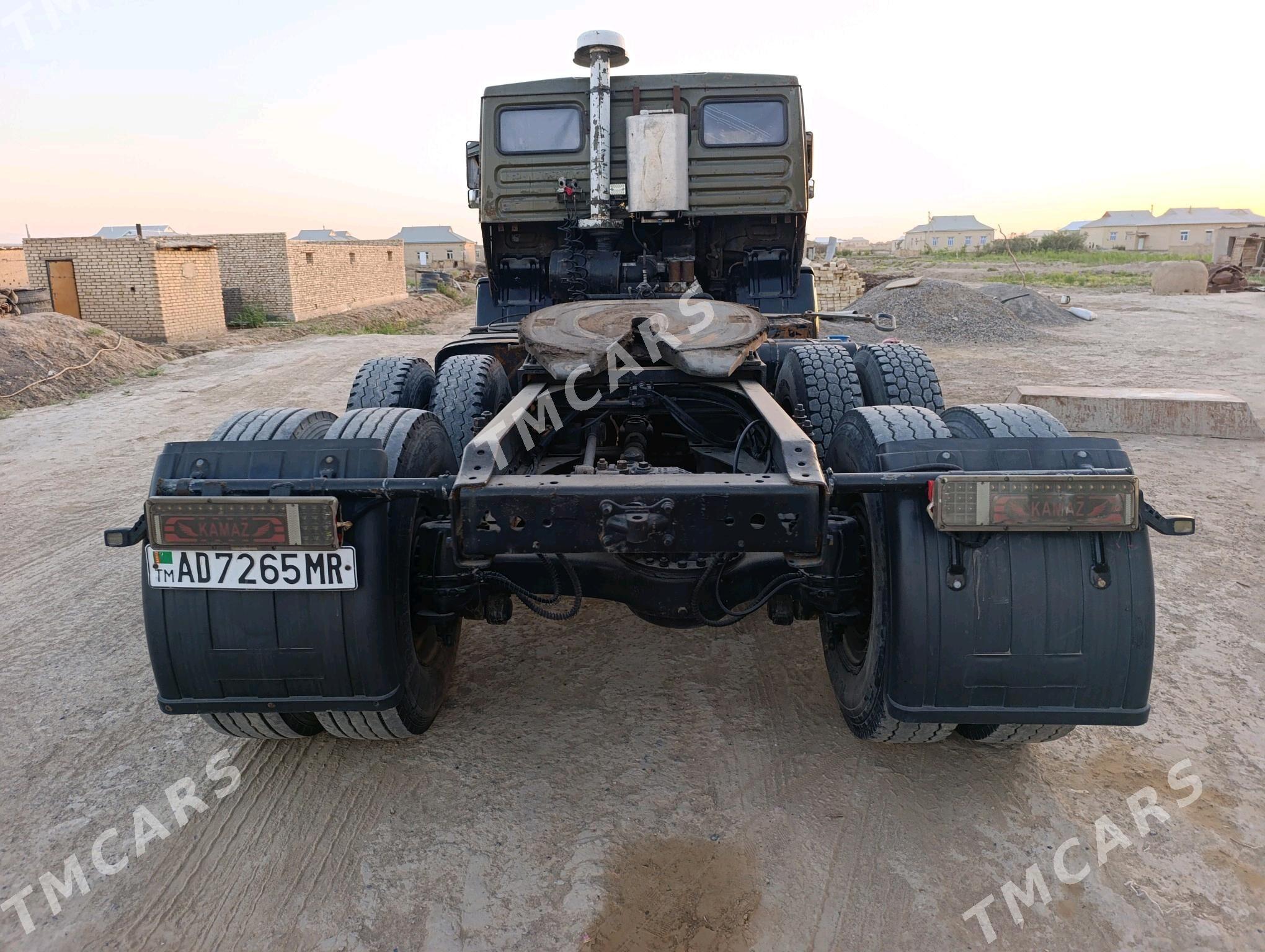 Kamaz 6520 1988 - 130 000 TMT - Baýramaly - img 4