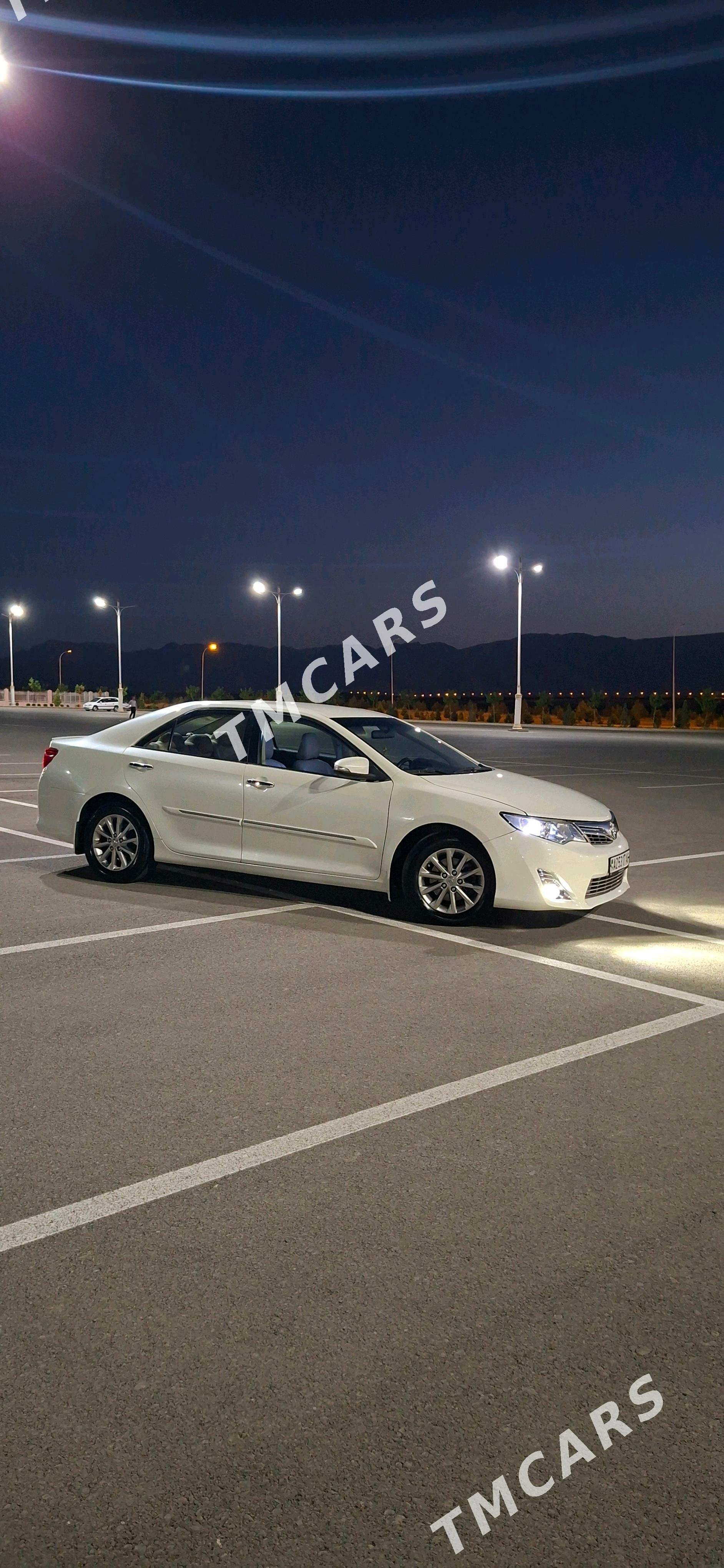 Toyota Camry 2013 - 225 000 TMT - Aşgabat - img 9