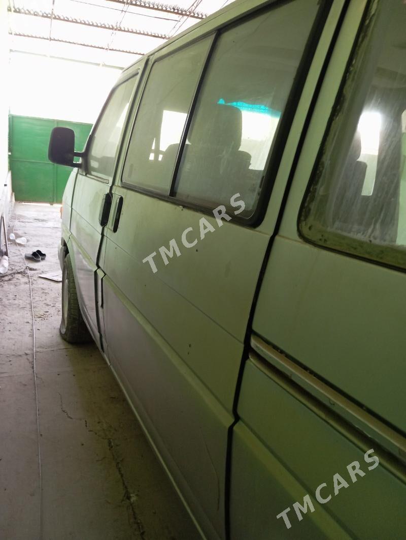 Volkswagen Transporter 1996 - 60 000 TMT - Туркменабат - img 2