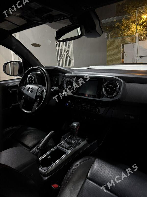 Toyota Tacoma 2020 - 550 000 TMT - Aşgabat - img 2