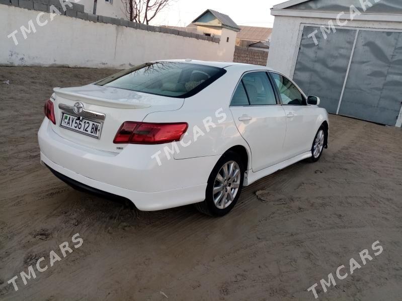 Toyota Camry 2010 - 140 000 TMT - Esenguly - img 3